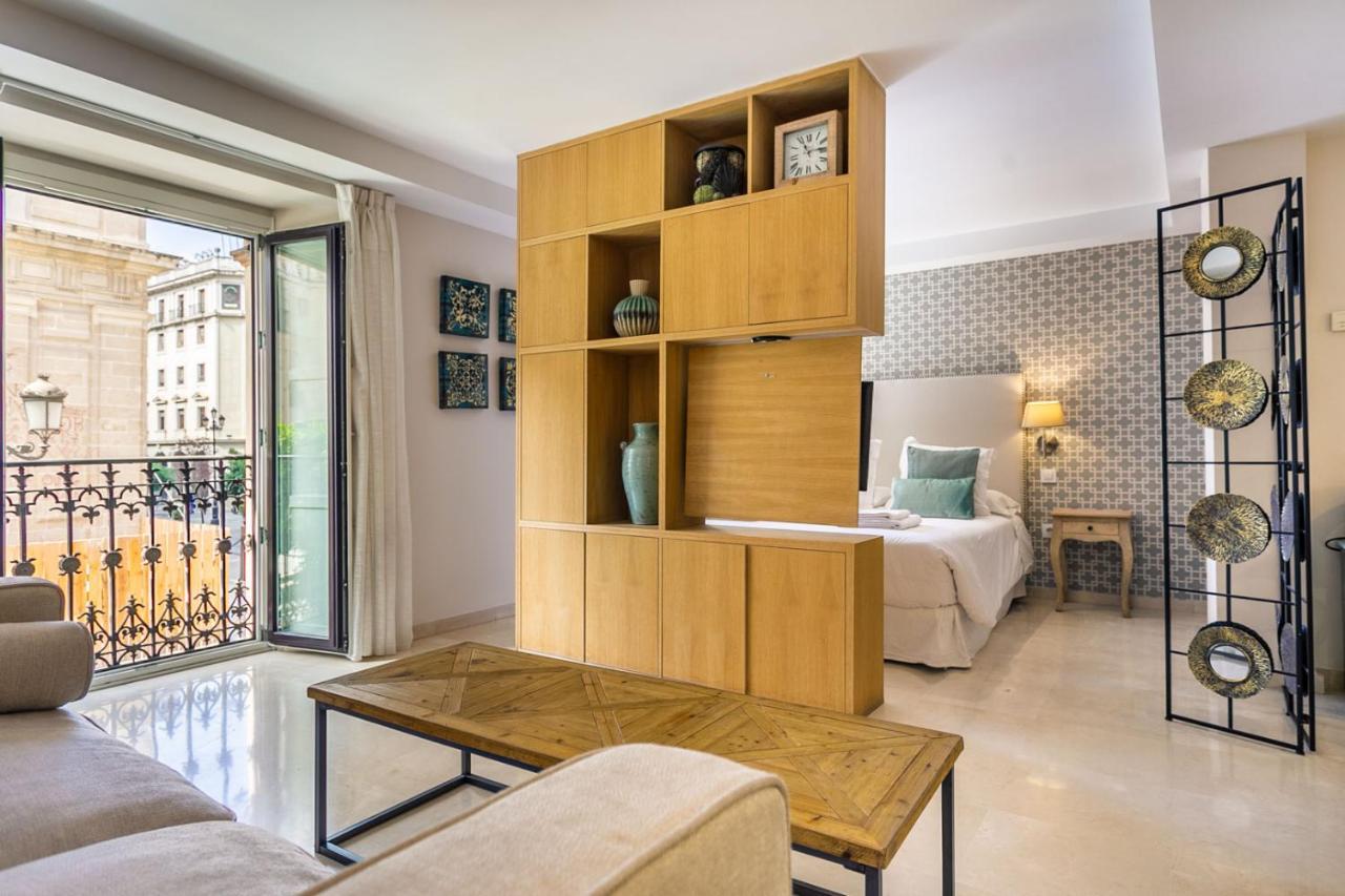 Apartamento Living By Cathedral Sevilla Eksteriør bilde
