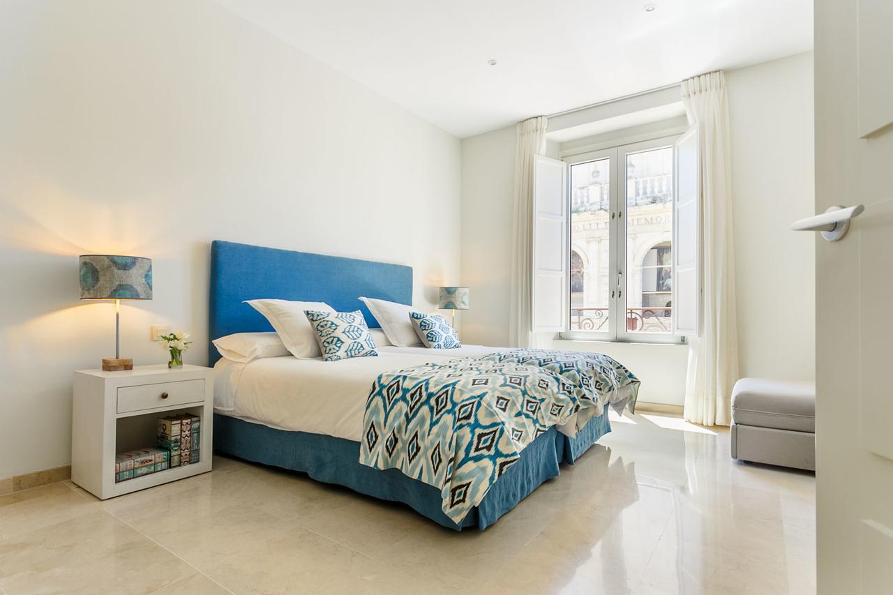 Apartamento Living By Cathedral Sevilla Eksteriør bilde